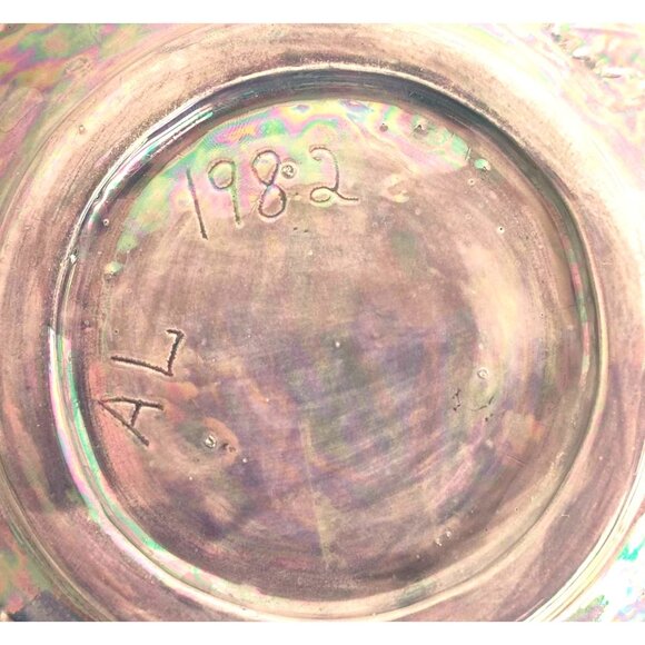 Vintage 1982 Grape & Vine Iridescent Purple Pressed Ceramic Bowl Signed - Picture 5 of 8